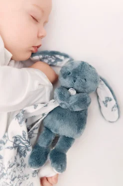 Augustin le Lapin Doudou imprimé inspiration Toile de Jouy bleu