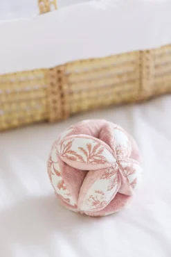 Balle sensorielle Imprimé inspiration Toile de Jouy rose
