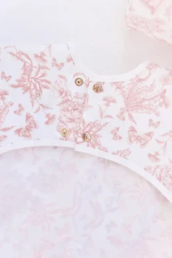 Bavoir à manches toile enduite Imprimé inspiration Toile de Jouy rose