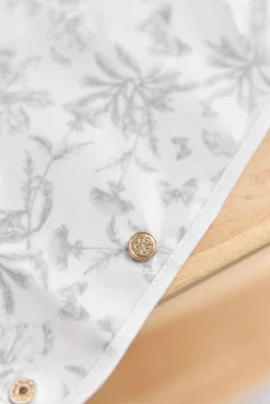 Bavoir toile enduite Imprimé inspiration Toile de Jouy gris