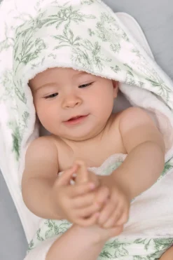 Cape de bain Abbaye des Vaux de Cernay x Tartine et Chocolat