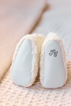 Chaussons Ecru imitation fourrure