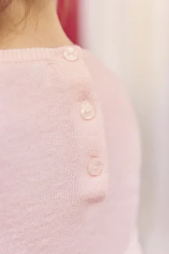 Pull Rose pâle broderie fleurs