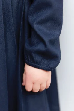 Robe Marine plis religieux