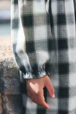 Robe Noir à carreaux