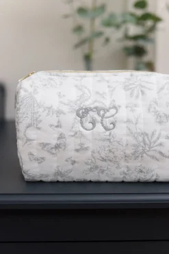 Trousse de toilette Imprimé inspiration toile de jouy gris